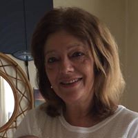 Ann Holliday Photo 27