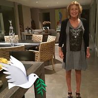 Lisa Goddard Photo 11
