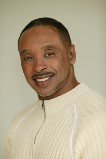 Robert Lacy Photo 42