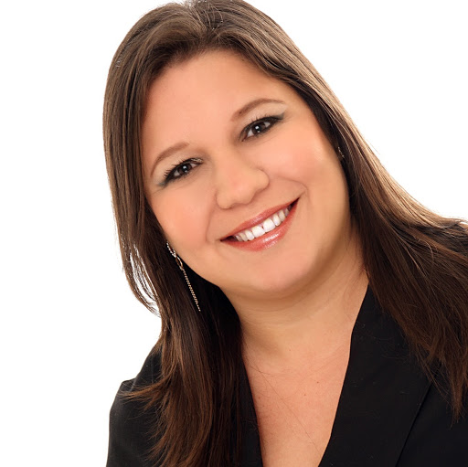 Michelle Correa Photo 45