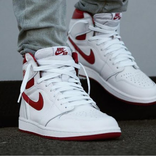 Claudia Aguilar Photo 12