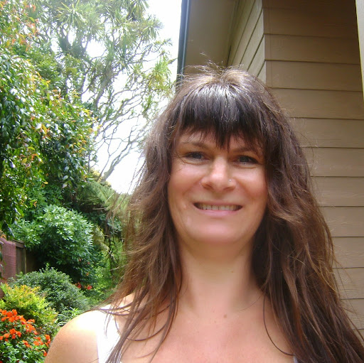 Shelly Richards Photo 32