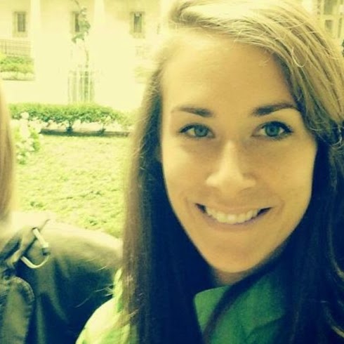 Nicole Draper Photo 7