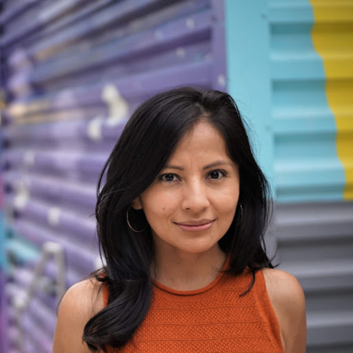 Pamela Barrios Photo 18