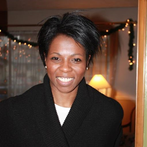 April Cunningham Photo 33
