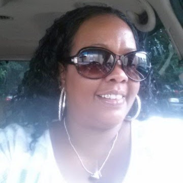 Michelle Littlejohn Photo 11