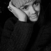 Rebecca Hooper Photo 16