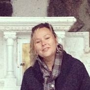 Theresa Cameron Photo 30