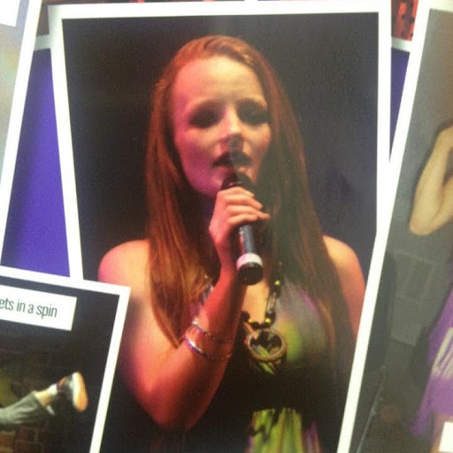 Linda Connolly Photo 12