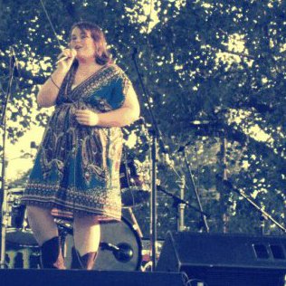 Anna Brock Photo 18