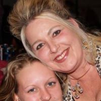 Mary Saunders Photo 28