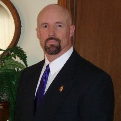 Dennis Lowe Photo 14