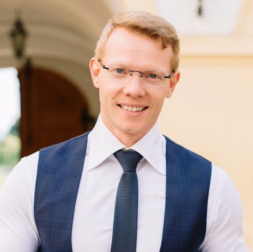 Michael Schuller Photo 7