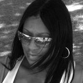 Elizabeth Beale Photo 22