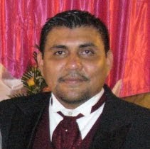 Oscar Vargas Photo 34