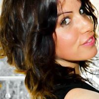 Sandra Roldan Photo 38