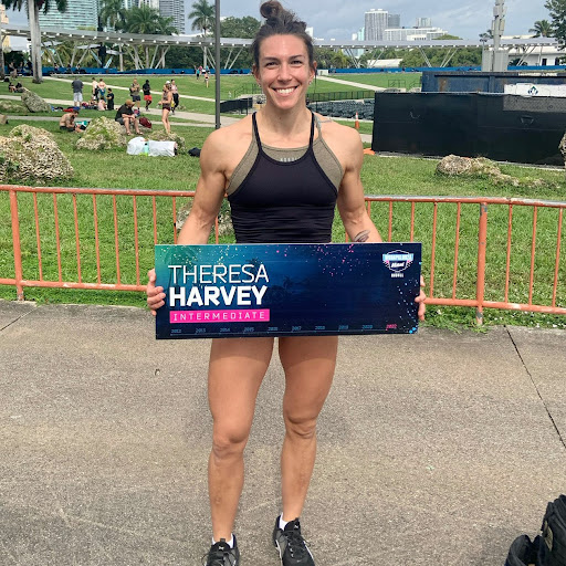Theresa Harvey Photo 38
