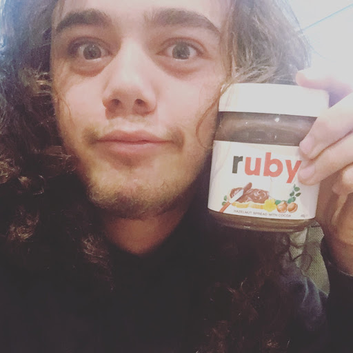 Ruby Simpson Photo 13