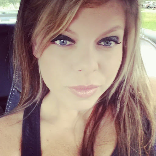 Angela Sowell Photo 23