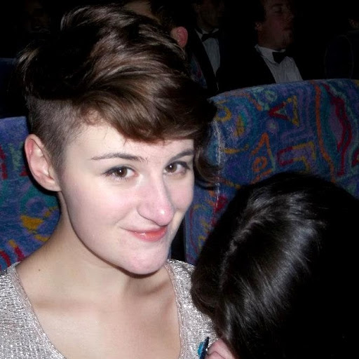 Molly Carter Photo 10