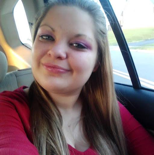 Victoria Givens Photo 27