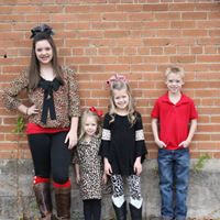 Carol Harris Photo 25