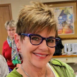 Michele Hawkins Photo 26
