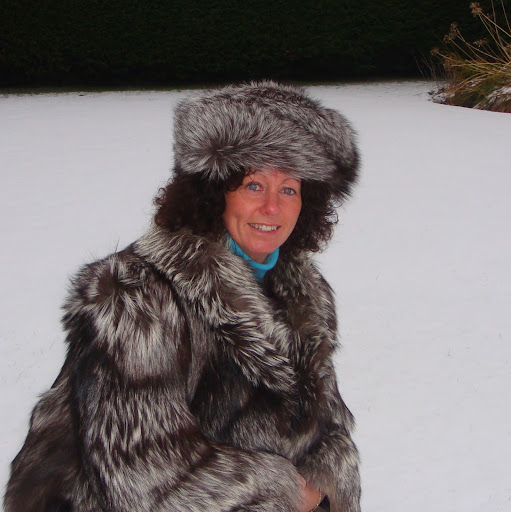 Catherine Casey Photo 17