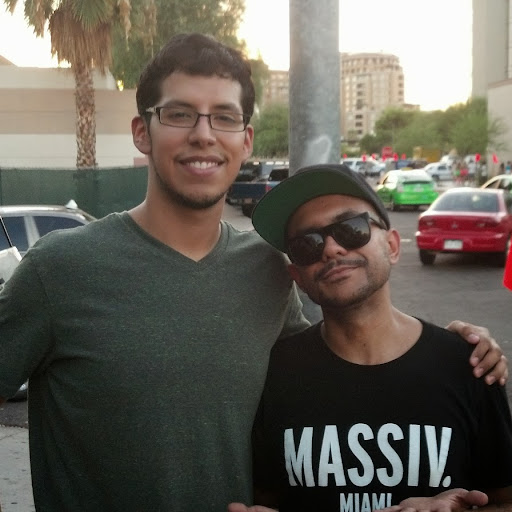 Richard Fuentes Photo 37