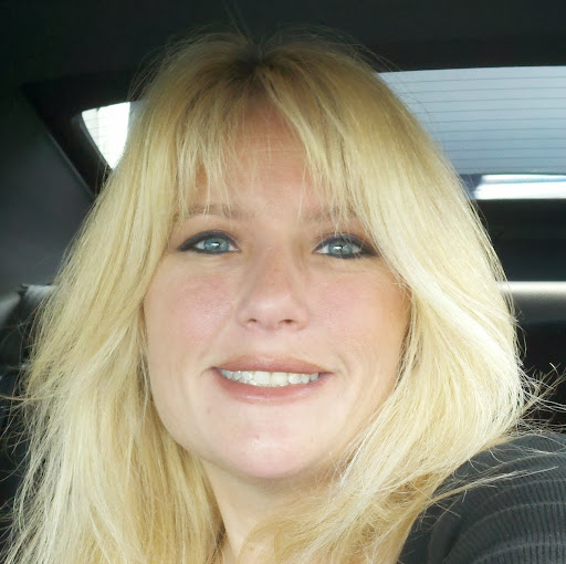 Audrey Evans Photo 31