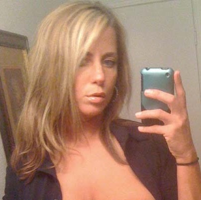 Sarah Sanders Photo 27