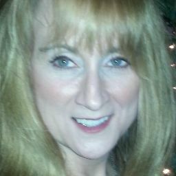 Nancy Devries Photo 28