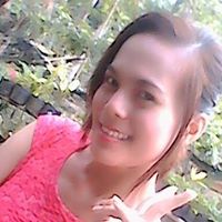 April Rosales Photo 7