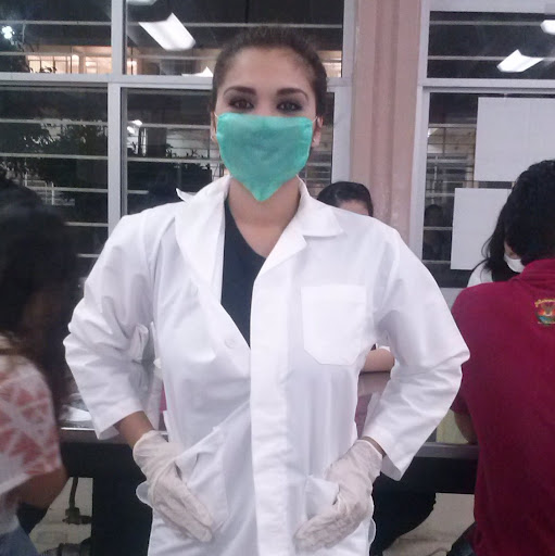 Elizabeth Tirado Photo 15