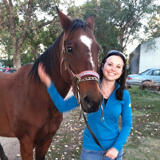 Elizabeth Larsen Photo 21