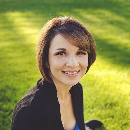 Suzanne Schneider Photo 38