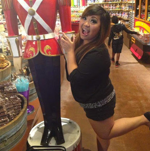 Jennie Vang Photo 13