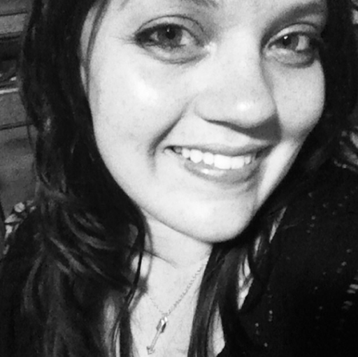 Amanda Tobin Photo 8
