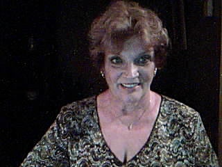 Elizabeth Harrington Photo 20