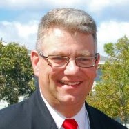 Dean Reynolds Photo 17