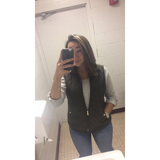 Alyssa Graham Photo 11