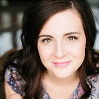 Katie Willis Photo 19