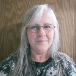 Christine Davidson Photo 5