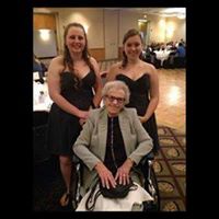 Holly Roush Photo 26
