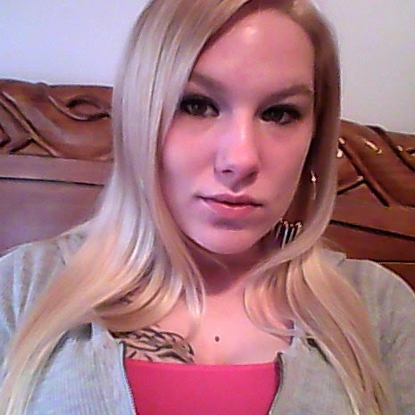 Elizabeth Adair Photo 27