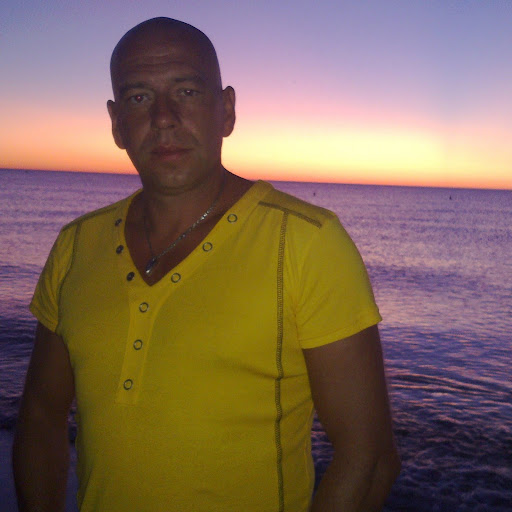 Ronny Thomas Photo 11