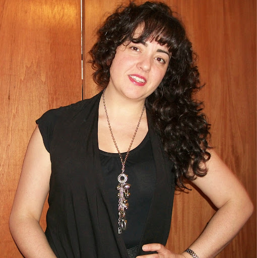 Mariel Guzman Photo 12