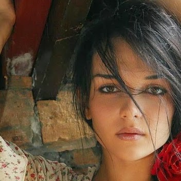 Thuy Vo Photo 7