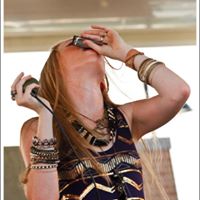 Julia Dill Photo 24