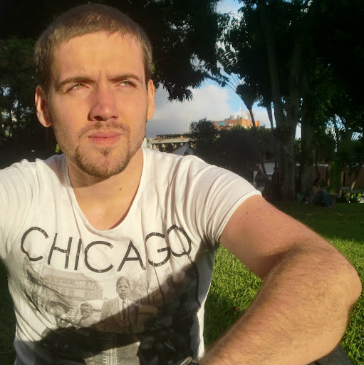 Ronald Torres Photo 6